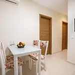 Apartment Family *