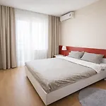 Family Apartment *